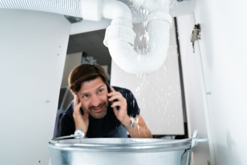 leaky pipes plumber east grinstead